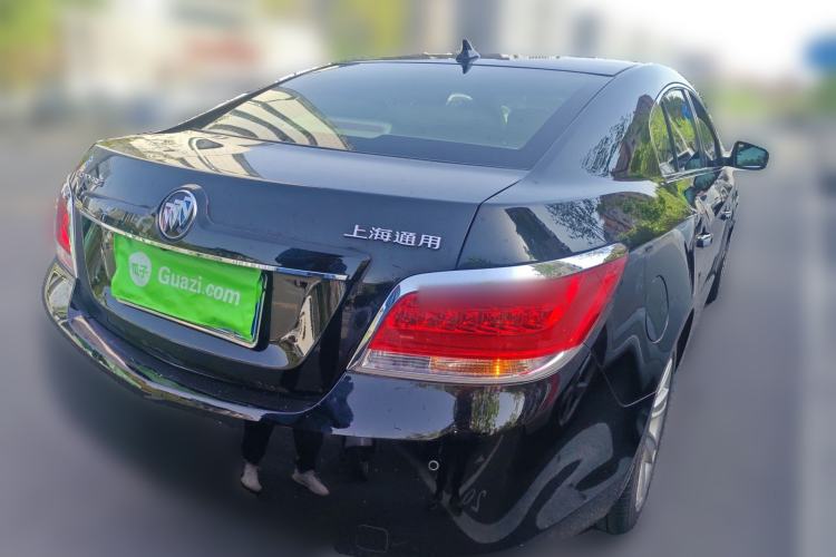 Used Buick LaCrosse 2012 2.4L SIDI Luxury Edition Rear Right 45 Deg