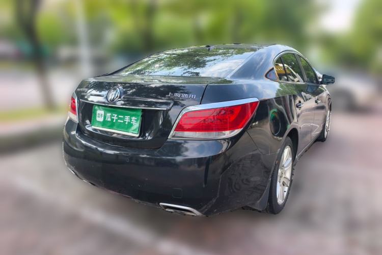 Used Buick LaCrosse 2012 2.4L SIDI Luxury Edition Rear Right 45 Deg