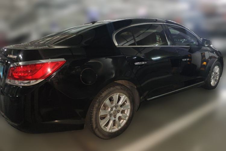 Used Buick LaCrosse 2012 2.4L SIDI Elegant Edition Rear Right 45 Deg
