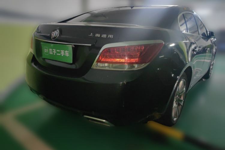 Used Buick LaCrosse 2012 2.4L SIDI Luxury Edition Rear Right 45 Deg