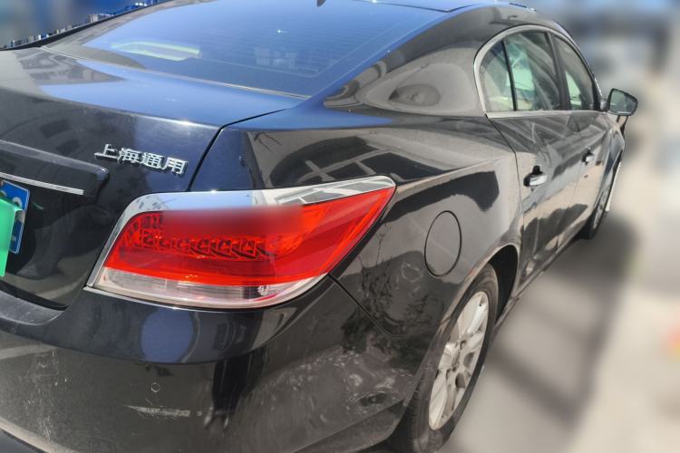 Used Buick LaCrosse 2012 2.4L SIDI Elegant Edition Rear Right 45 Deg