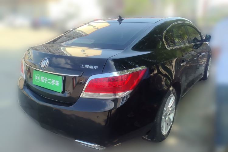 Used Buick LaCrosse 2012 2.4L SIDI Luxury Edition Rear Right 45 Deg