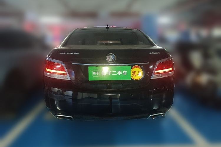 Used Buick LaCrosse 2012 2.4L SIDI Luxury Edition Rear