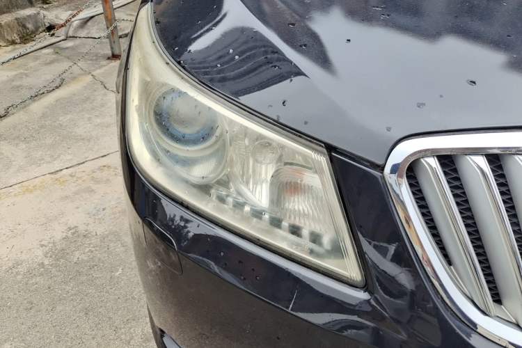 Used Buick LaCrosse 2012 2.4L SIDI Luxury Edition Right Front Headlight