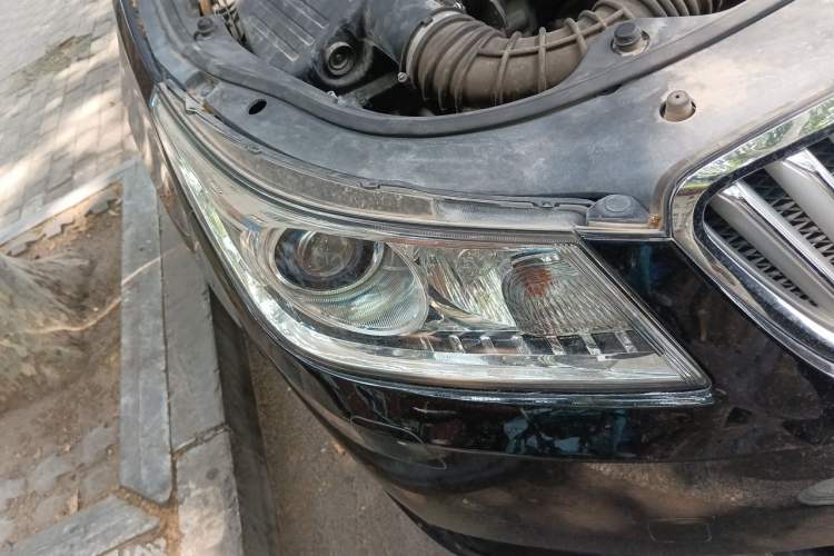 Used Buick LaCrosse 2012 2.4L SIDI Haoya Edition Right Front Headlight
