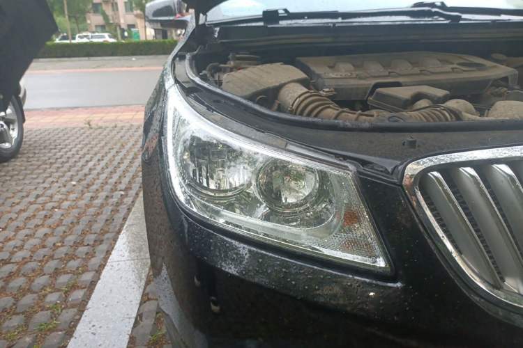 Used Buick LaCrosse 2012 eAssist 2.4L Elegance Edition Right Front Headlight