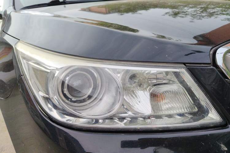 Used Buick LaCrosse 2012 2.4L SIDI Haoya Edition Right Front Headlight
