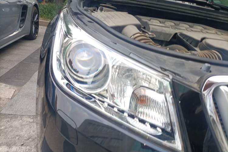 Used Buick LaCrosse 2012 2.4L SIDI Haoya Edition Right Front Headlight