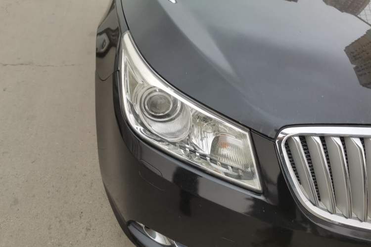 Used Buick LaCrosse 2012 2.4L SIDI Haoya Edition Right Front Headlight
