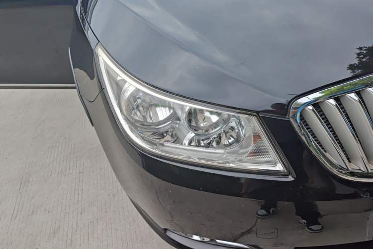 Used Buick LaCrosse 2012 2.4L SIDI Comfort Edition Right Front Headlight