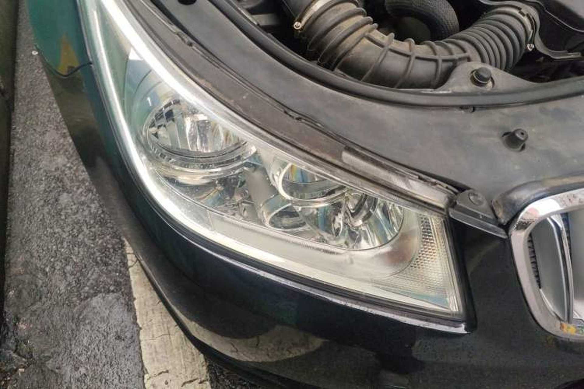 Used Buick LaCrosse 2012 2.4L SIDI Elegant Edition Right Front Headlight