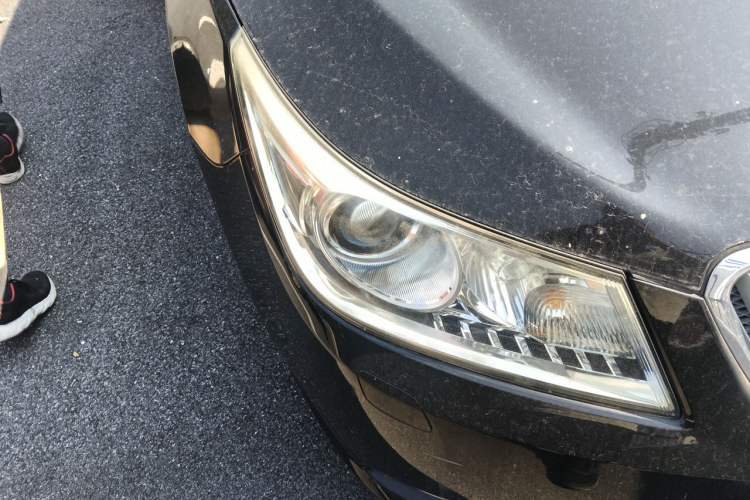 Used Buick LaCrosse 2012 2.4L SIDI Haoya Edition Right Front Headlight