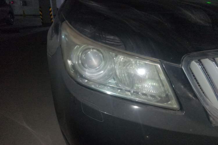 Used Buick LaCrosse 2012 2.4L SIDI Luxury Edition Right Front Headlight