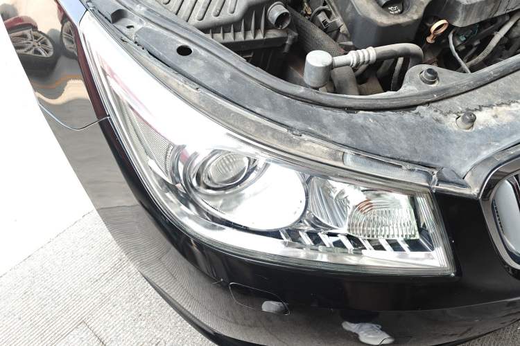 Used Buick LaCrosse 2012 3.0L Flagship Edition Right Front Headlight