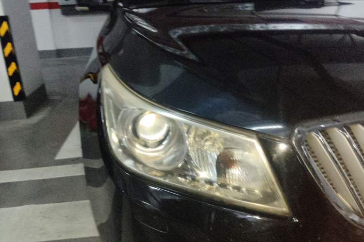Used Buick LaCrosse 2012 2.4L SIDI Luxury Edition Right Front Headlight