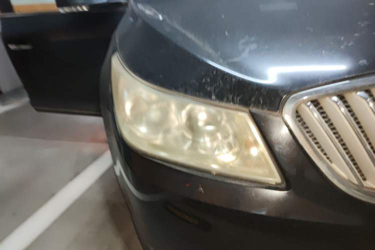 Used Buick LaCrosse 2012 2.4L SIDI Elegant Edition Right Front Headlight