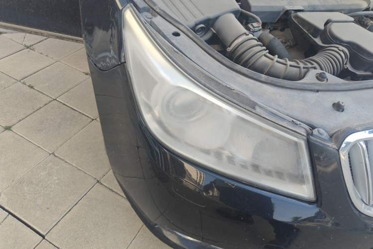 Used Buick LaCrosse 2012 2.4L SIDI Luxury Edition Right Front Headlight