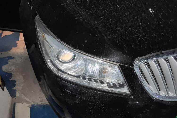 Used Buick LaCrosse 2012 2.4L SIDI Luxury Edition Right Front Headlight