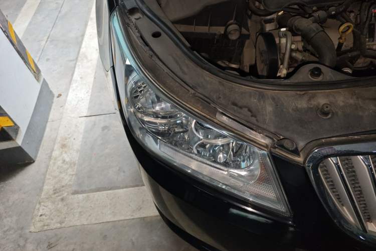 Used Buick LaCrosse 2012 2.0T Comfort Edition Right Front Headlight