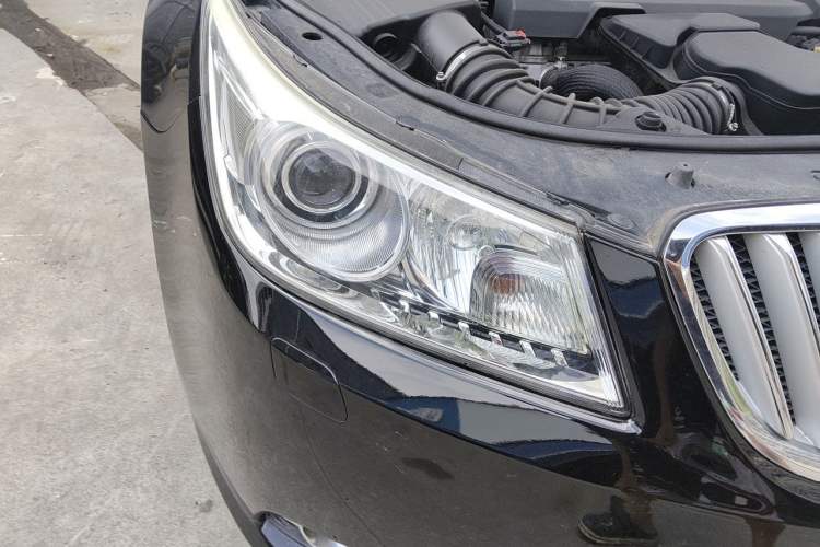Used Buick LaCrosse 2012 2.4L SIDI Haoya Edition Right Front Headlight