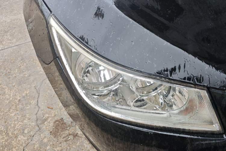 Used Buick LaCrosse 2012 2.4L SIDI Elegant Edition Right Front Headlight