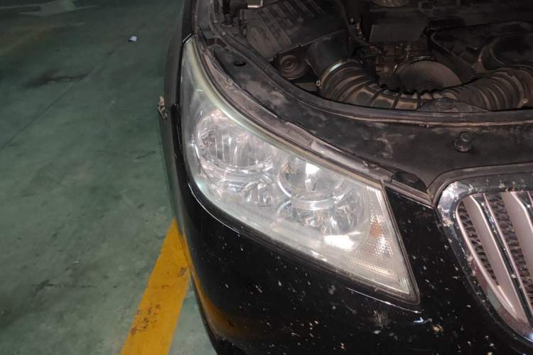 Used Buick LaCrosse 2012 2.4L SIDI Elegant Edition Right Front Headlight