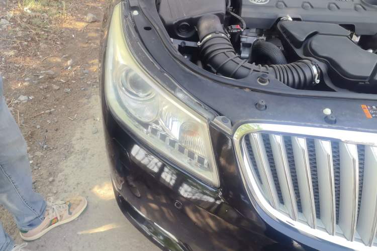 Used Buick LaCrosse 2012 2.4L SIDI Luxury Edition Right Front Headlight