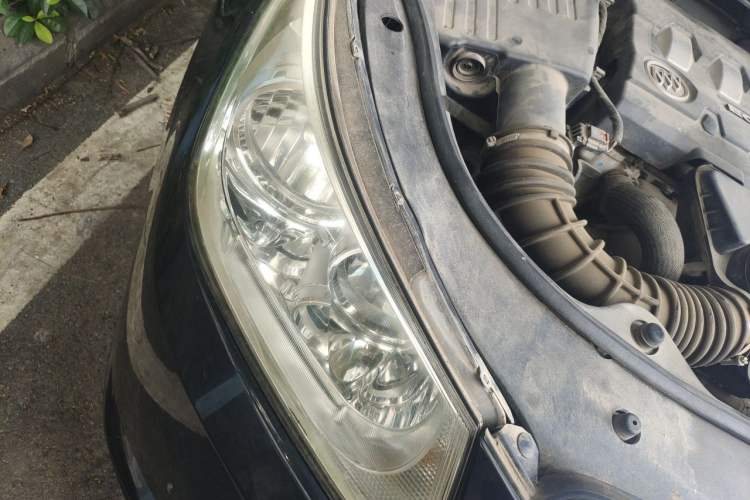 Used Buick LaCrosse 2012 2.4L SIDI Elegant Edition Right Front Headlight