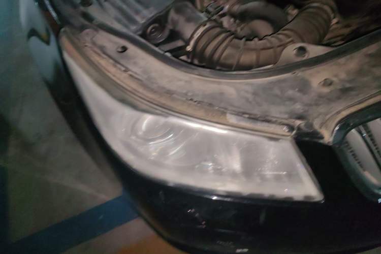 Used Buick LaCrosse 2012 2.4L SIDI Elegant Edition Right Front Headlight