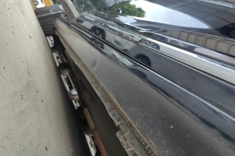 Used Buick LaCrosse 2012 2.4L SIDI Elegant Edition Right Side Sill