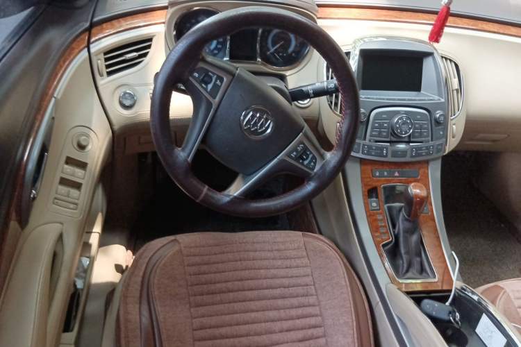 Used Buick LaCrosse 2012 2.4L SIDI Haoya Edition Steering Wheel