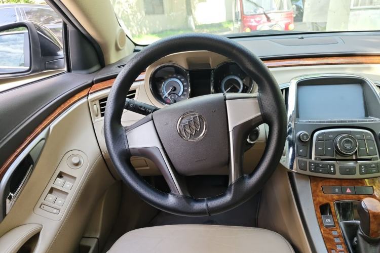 Used Buick LaCrosse 2012 2.4L SIDI Elegant Edition Steering Wheel