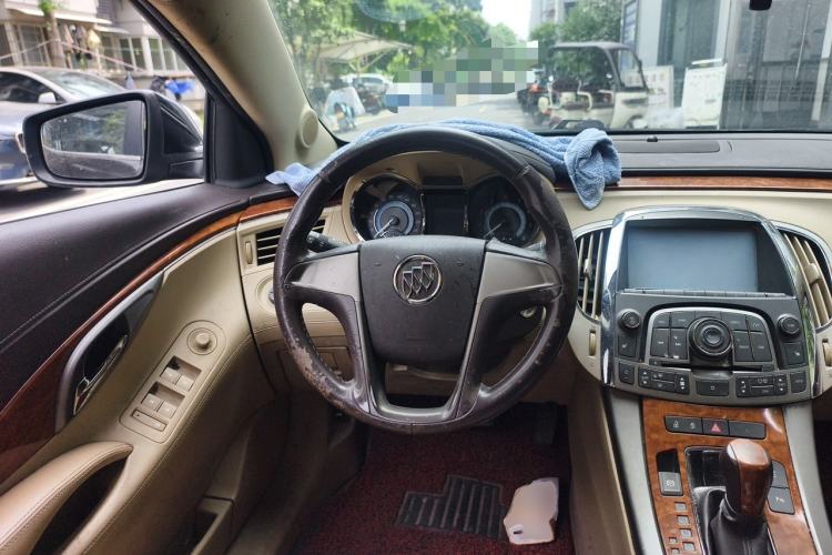 Used Buick LaCrosse 2012 2.4L SIDI Elegant Edition Steering Wheel