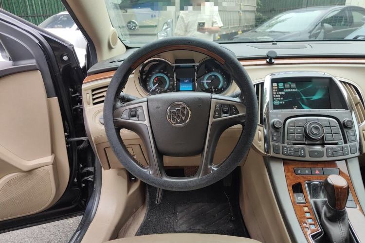 Used Buick LaCrosse 2012 2.4L SIDI Comfort Edition Steering Wheel
