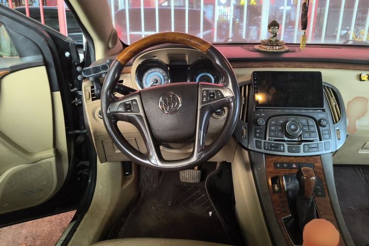 Used Buick LaCrosse 2012 2.4L SIDI Luxury Edition Steering Wheel