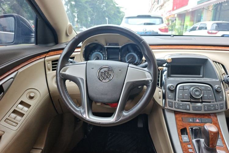 Used Buick LaCrosse 2012 2.4L SIDI Elegant Edition Steering Wheel