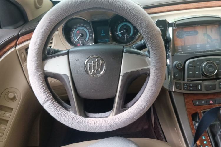 Used Buick LaCrosse 2012 2.4L SIDI Elegant Edition Steering Wheel