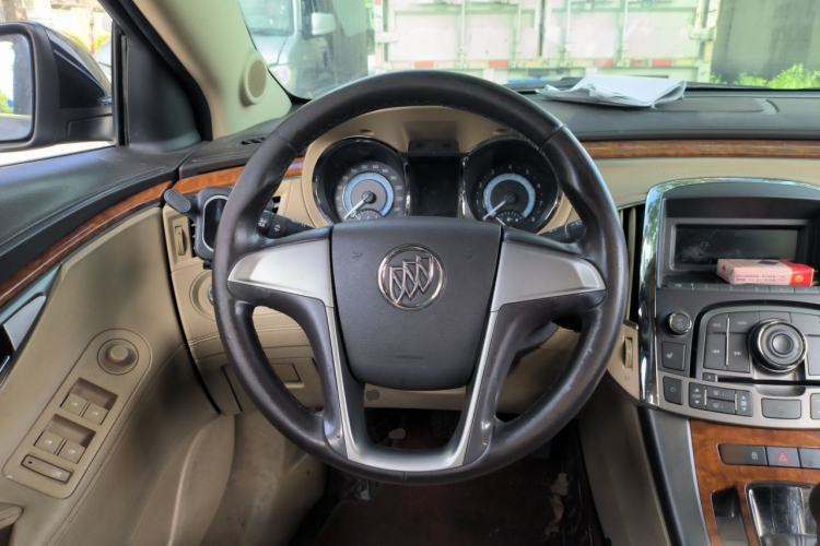 Used Buick LaCrosse 2012 2.4L SIDI Elegant Edition Steering Wheel