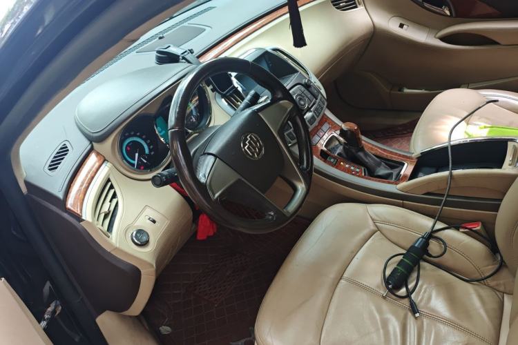 Used Buick LaCrosse 2012 2.4L SIDI Elegant Edition Steering Wheel