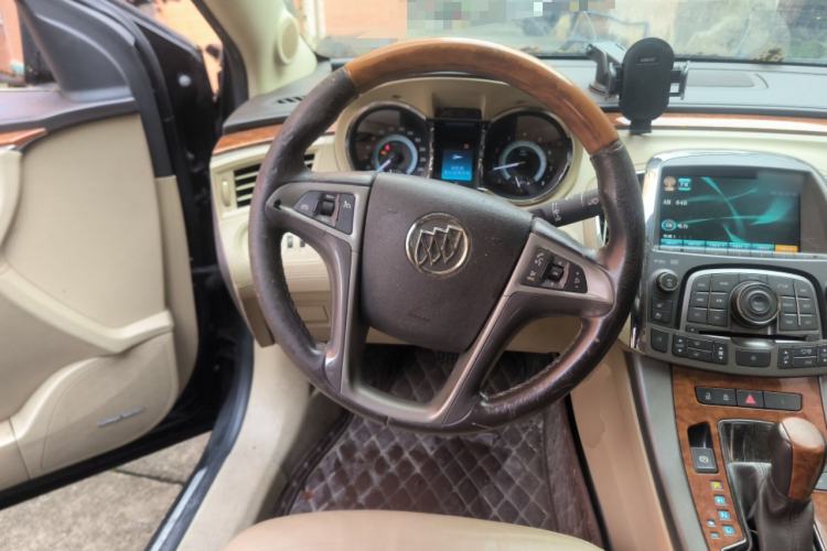 Used Buick LaCrosse 2012 2.4L SIDI Luxury Edition Steering Wheel