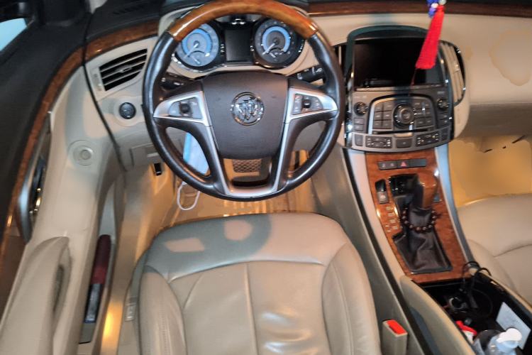 Used Buick LaCrosse 2012 2.4L SIDI Luxury Edition Steering Wheel