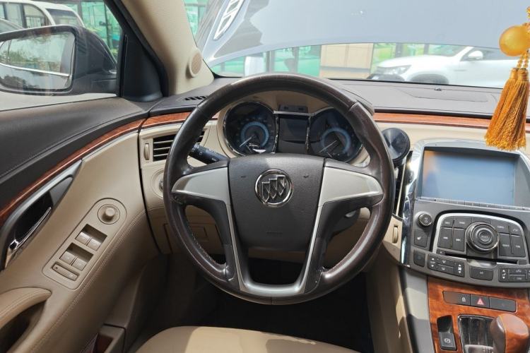 Used Buick LaCrosse 2012 2.4L SIDI Elegant Edition Steering Wheel