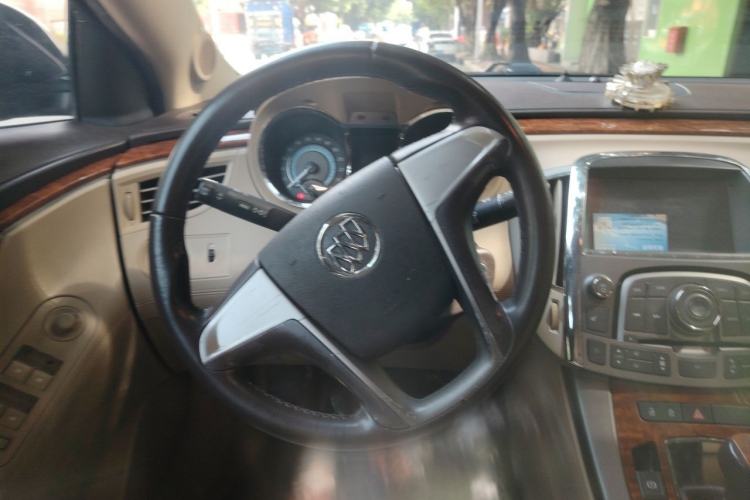 Used Buick LaCrosse 2012 2.4L SIDI Comfort Edition Steering Wheel