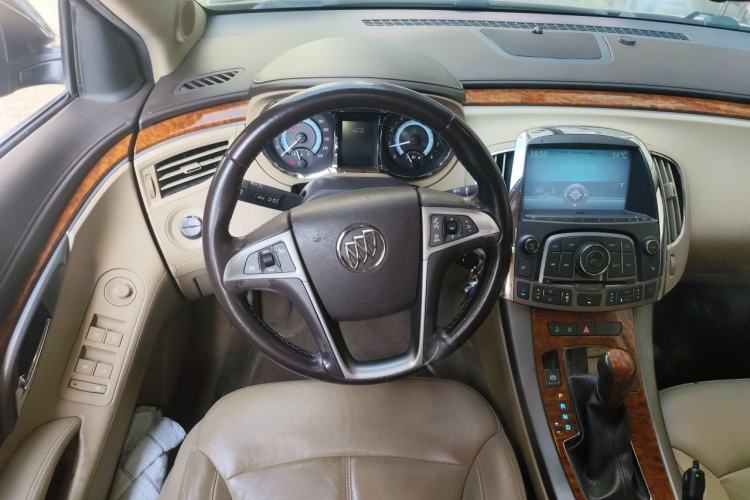 Used Buick LaCrosse 2012 2.4L SIDI Elegant Edition Steering Wheel