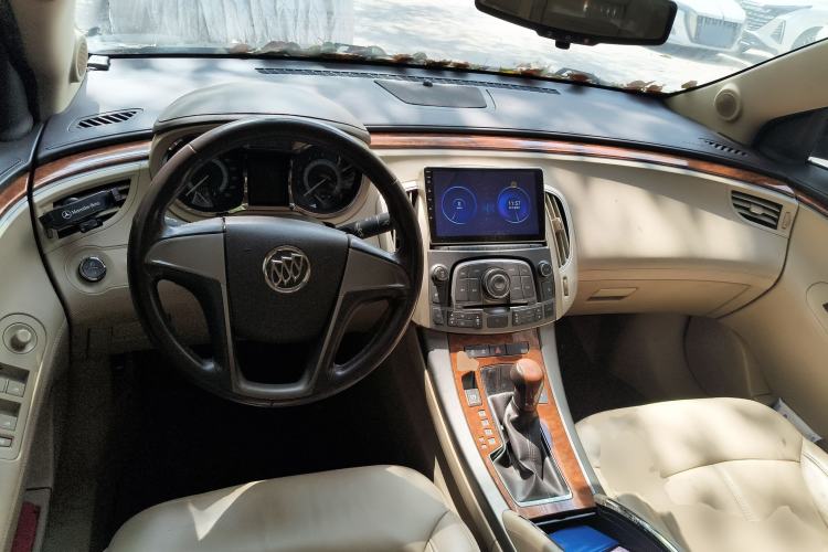 Used Buick LaCrosse 2012 2.4L SIDI Elegant Edition Steering Wheel