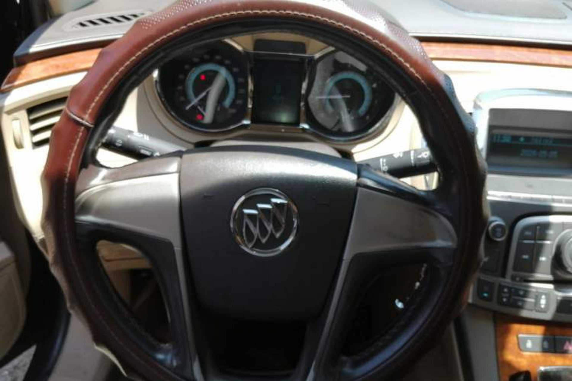 Used Buick LaCrosse 2012 2.4L SIDI Elegant Edition Steering Wheel