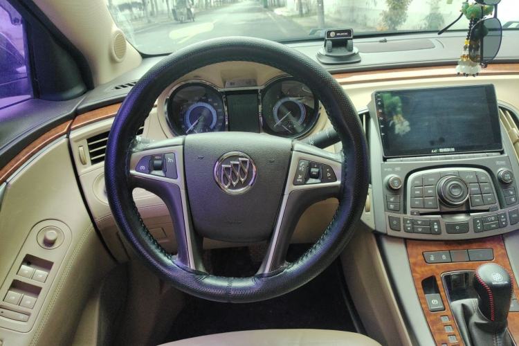 Used Buick LaCrosse 2012 2.4L SIDI Luxury Edition Steering Wheel