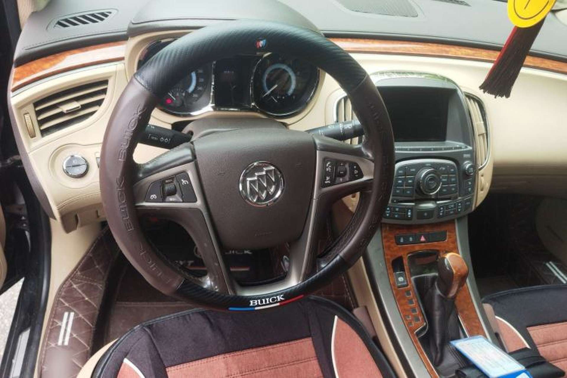 Used Buick LaCrosse 2012 2.4L SIDI Luxury Edition Steering Wheel