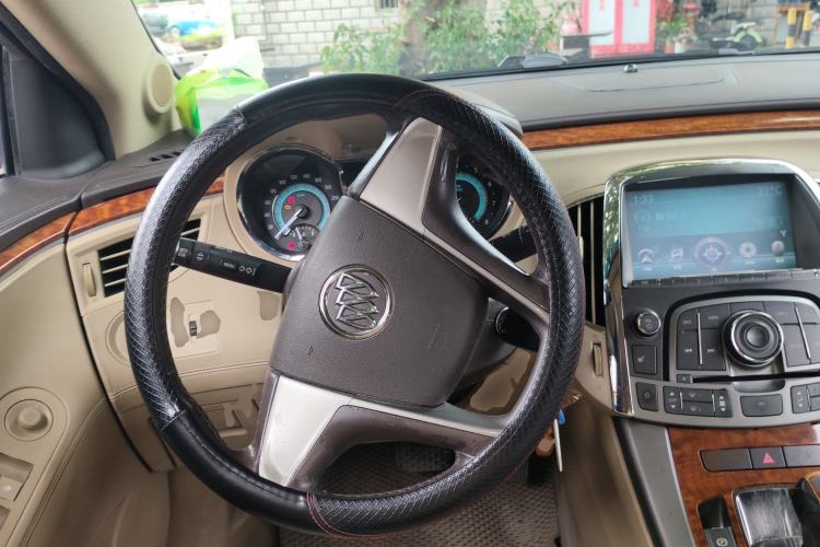 Used Buick LaCrosse 2012 2.4L SIDI Elegant Edition Steering Wheel