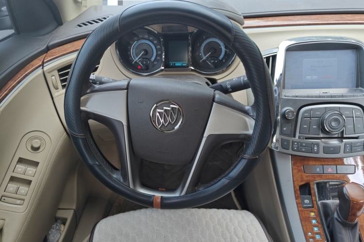 Used Buick LaCrosse 2012 2.4L SIDI Elegant Edition Steering Wheel